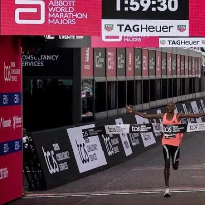 Queniano Sebastian Sawe quebra recorde de maratona com 1h59m30s em Londres