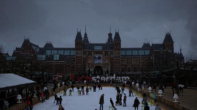 Amsterdã oferece estilo de vida descontraído e locais que encantam visitantes