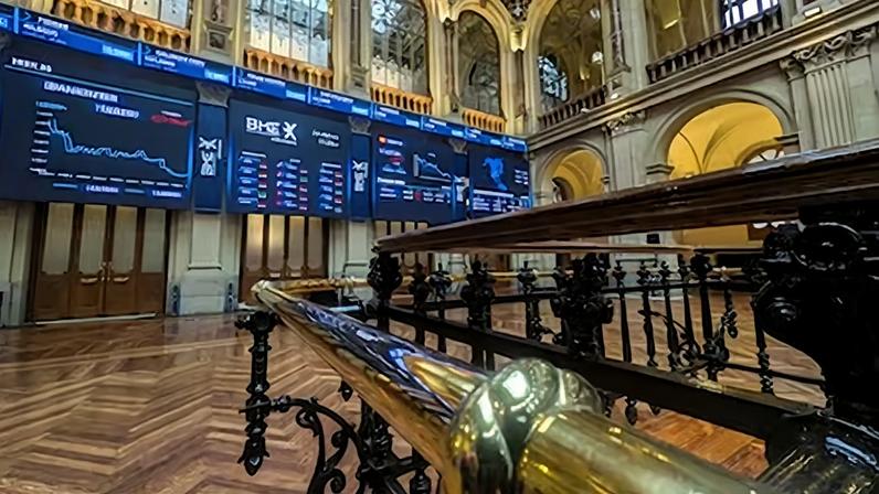 Patio de operaciones de la Bolsa de Madrid.