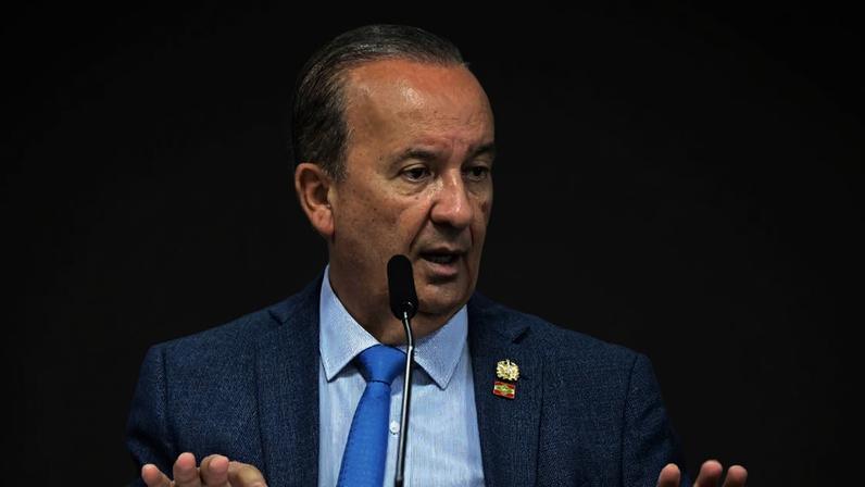 Jorginho Mello sancionou lei que proíbe cotas raciais em universidades catarinenses