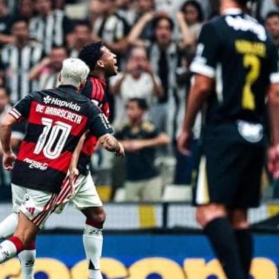 Torcida do Atlético protesta após goleada em casa