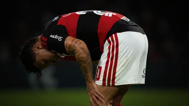 Lucas Paquetá sentiu o joelho durante partida contra o Bahia
