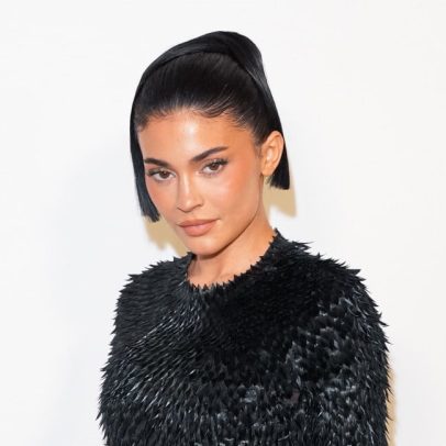 Kylie Jenner citada em ação de ex-funcionária por assédio e violação trabalhista