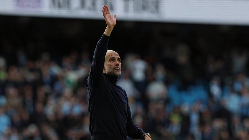 Guardiola é o nome sonhado na Itália para dirigir a seleção em busca de recuperação após triplo fracasso.