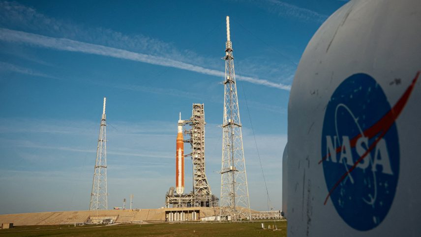 Nasa promete mais pegadas na poeira lunar, mas não antes de algumas missões de treinamento