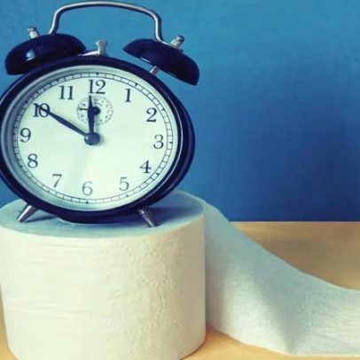 Acordar à noite para urinar pode indicar alerta de saúde