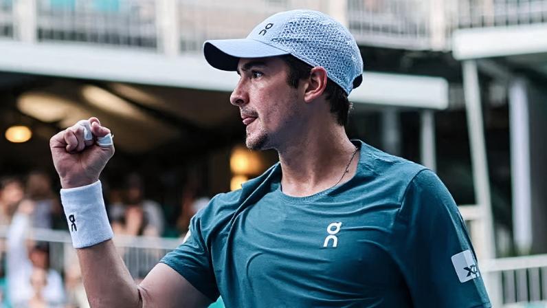 João Fonseca avança no Masters 1000 de Monte Carlo