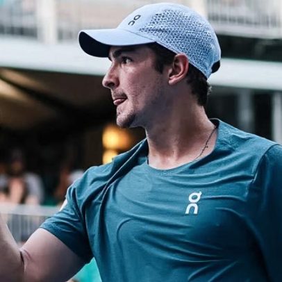 João Fonseca vence sem sustos na estreia do Masters 1000 de Monte Carlo