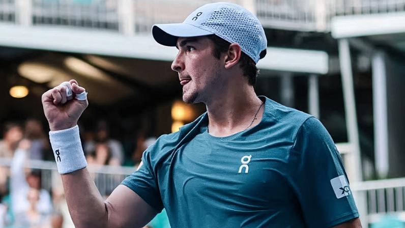 João Fonseca vence sem sustos na estreia do Masters 1000 de Monte Carlo