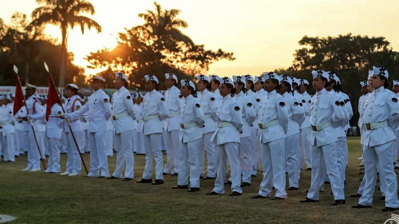 São 1.680 vagas para jovens de ambos os sexos, com ensino médio completo ou em conclusão