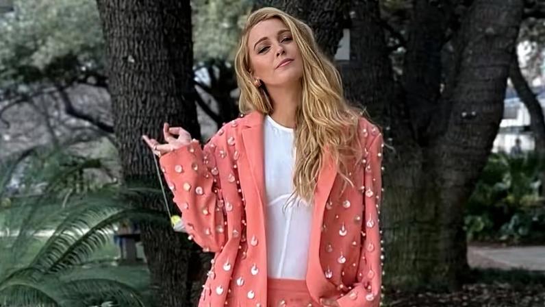 Fontes próximas a Blake Lively revelaram que ela está cansada da disputa judicial