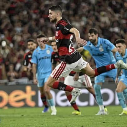 Jorginho tem 100% em 10 cobranças e é o melhor batedor de pênaltis