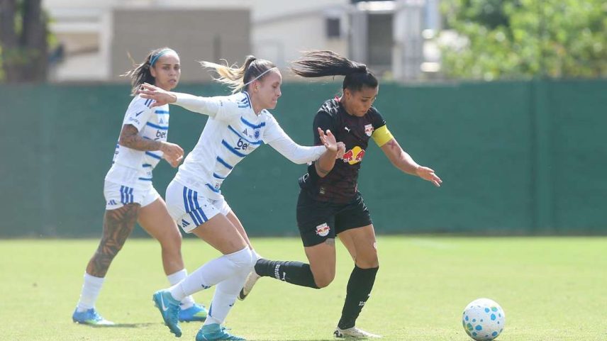 Miriã dos Santos, jogadora das Bragantinas.