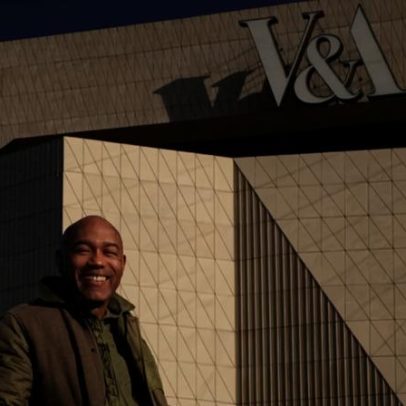 Gus Casely-Hayford apresenta o novo museu V&A East em Londres