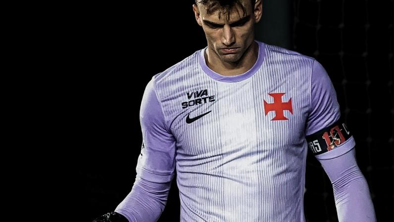 Renato Gaúcho ainda não resolveu a defesa do Vasco –
