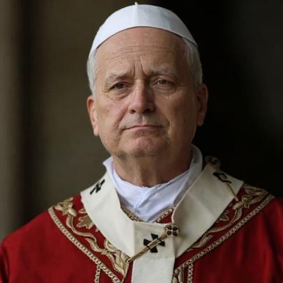 Papa Leão 14 critica tiranos que gastam bilhões em guerras após atrito com Trump