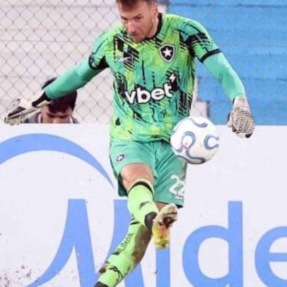 Botafogo acumula 12 jogos sem baliza zerada e ataque instável