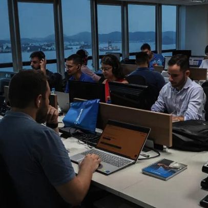 IA acelera busca de informações nas empresas
