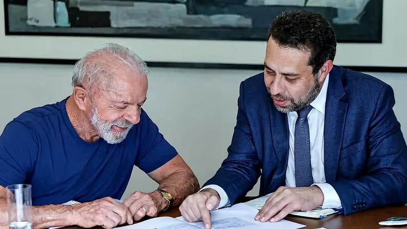 Mudança é vista como estratégica para ampliar atuação de Boulos no cenário eleitoral de 2028