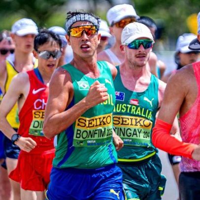 Caio Bonfim conquista bronze no Mundial de Marcha em dia histórico