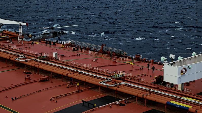Não está claro o que acontecerá com o M/T Tifani e sua carga de petróleo