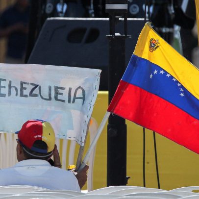 Venezuelanos sobrevivem com centavos mesmo após promessa de renascimento econômico