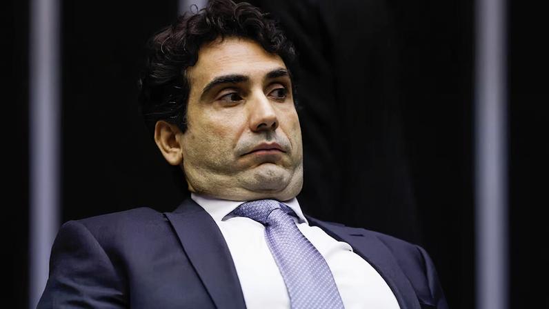 O Copom do Banco Central, comandado por Gabriel Galípolo, define nesta quarta-feira, 29, como fica a taxa básica