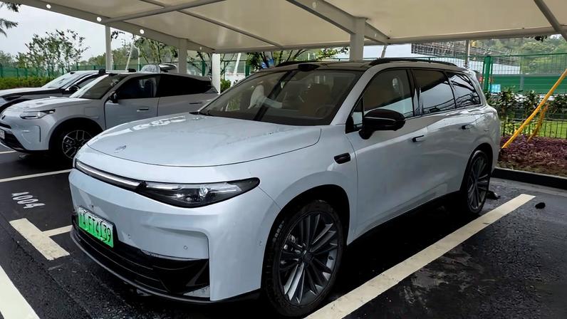 Stellantis confirma lançamento do Leapmotor C16 no Brasil