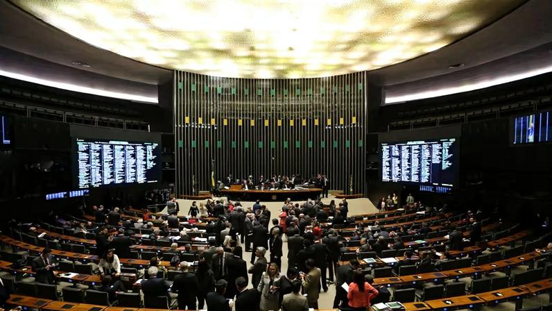 Oposição quer derrubar a veto de Lula contra a redução de penas dos condenados pelo 8 de Janeiro