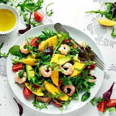 Páscoa: 8 saladas especiais com opções variadas