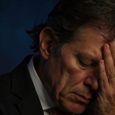 Estudo aponta falha do governo em estimular comércio com taxa das blusinhas