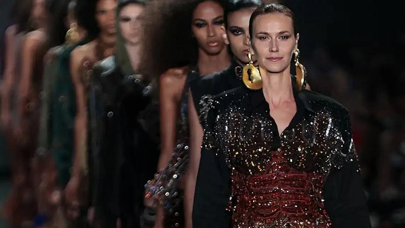 Desfile da Hisha, no Rio Fashion Week