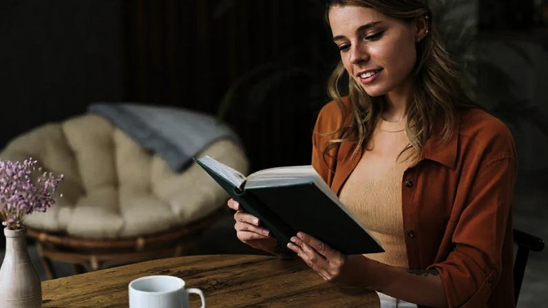 Livros ajudam a ampliar a visão sobre liderança e a fortalecer habilidades essenciais para lidar com os desafios do mundo dos negócios