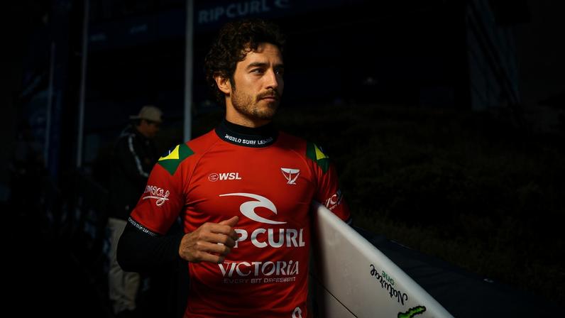 Yago Dora avança às oitavas e envolve confusão com australiano