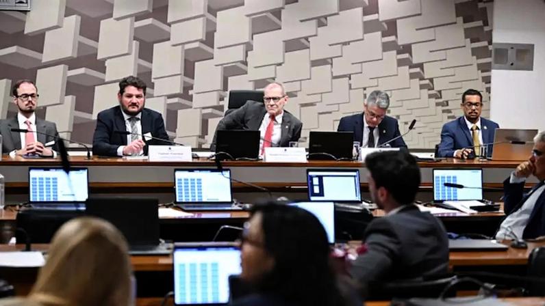 CPI do Crime Organizado acabou rejeitando o relatório do senador Alessandro Vieira com o indiciamento de ministros da Corte