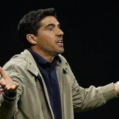 Abel Ferreira lamenta lesão de Vitor Roque e início de ano difícil