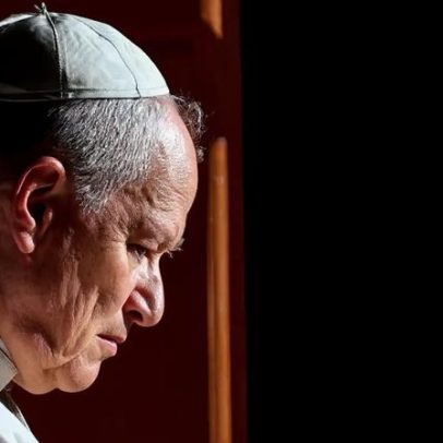 Vaticanista revela atuação de Francisco para facilitar a sucessão de Leão 14
