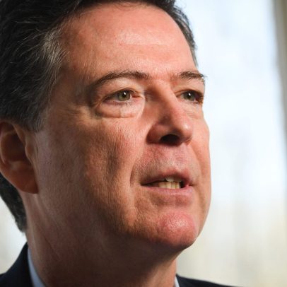Ex-diretor do FBI James Comey é indiciado pela segunda vez