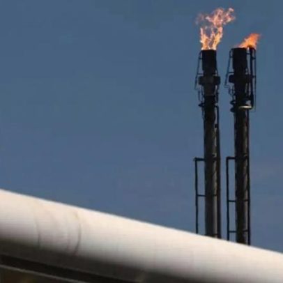 Por que é difícil substituir o petróleo por energia limpa