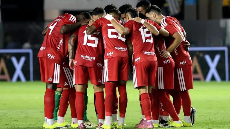 Inter avalia situação e meia pode deixar o clube na próxima janela