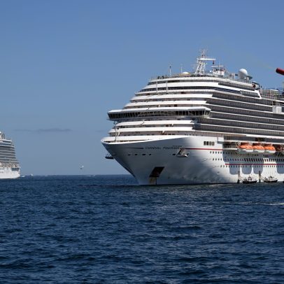 Passageiro de cruzeiro recebe US$ 300 mil após ser servido com 14 doses de tequila