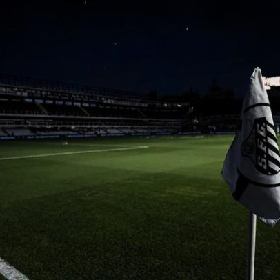 Santos renova com meio-campista até 2030