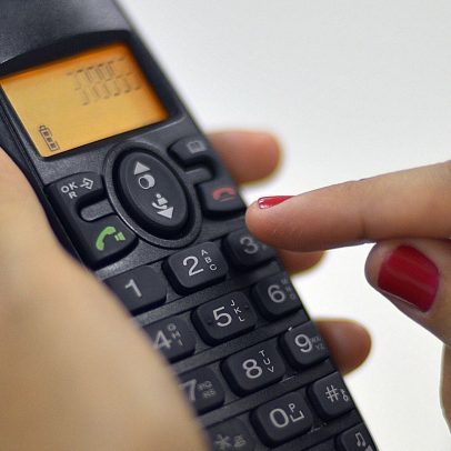 Oi vende serviço de telefonia fixa por 60 milhões de reais