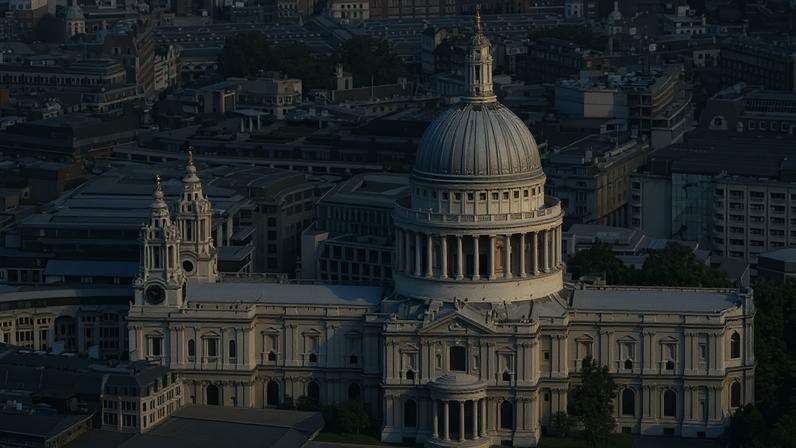 Catedrais magníficas atraem visitantes ateus ao redor do mundo