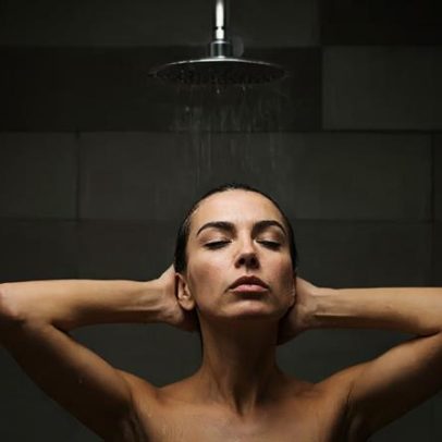 Banho frio melhora a circulação? Entenda mito e verdade