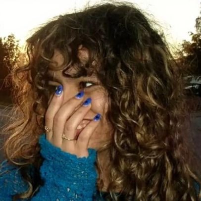 Quem é Bella Kay, nova voz do pop rock viral com iloveitiloveitiloveit