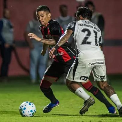 Vitória e Corinthians empatam sem gols em duelo apagado no Barradão