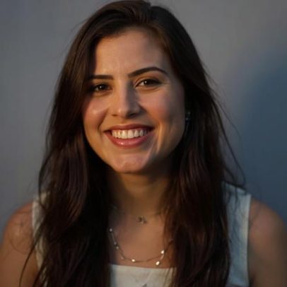 Atriz de De Volta aos 15, Veggari aposta na carreira musical e planeja turnê