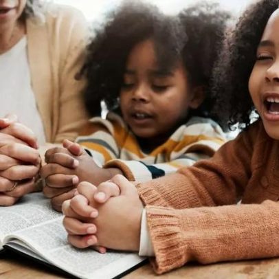 Oração do Anjo da Guarda é destacada como proteção para os filhos