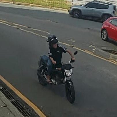 Mulher é arrastada por suspeitos após reagir a assalto em João Pessoa